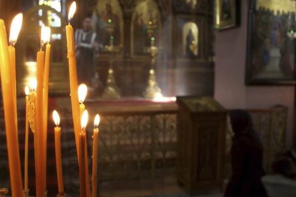 Кого принято поминать в субботу перед Троицей и как нужно провести этот день