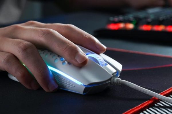 Какие упражнения нужно выполнять каждый день тем, кто работает за компьютером, руки нужно беречь смолоду