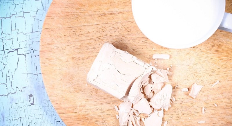 дрожжи в молоке