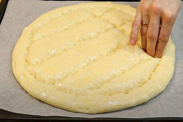 Турецкий хлеб в форме стеганого одеяла пеку вечером, а утром нахожу лишь крошки, супруг не теряет время зря