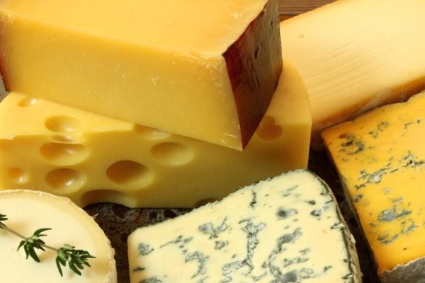 Как выбрать твердый сыр