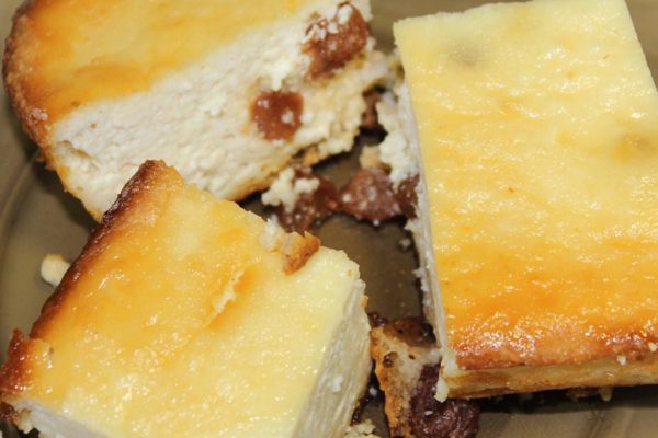 Золотистая творожная пасха с коньяком! Сколько готовлю, столько восхищаюсь.