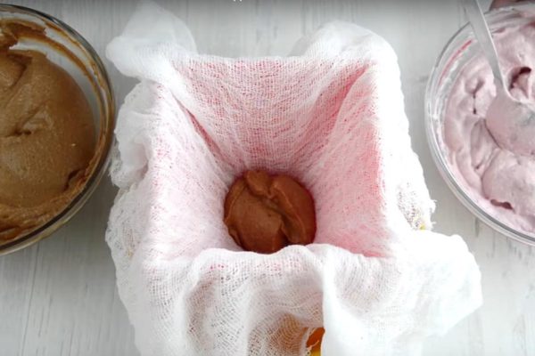 Зову подруг на творожный кулич «Рафаэлло», репетируем пасхальный обед