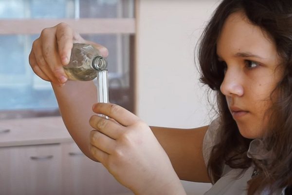 Алина Беляева стала первоклассницей в 4 года 9 месяцев, но одаренную девочку ждала горькая судьба