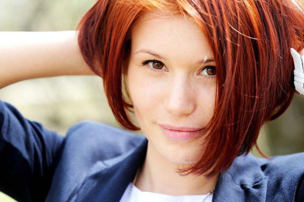 Как подобрать модную стрижку для женщины