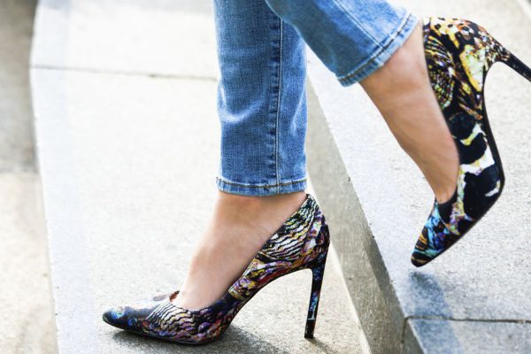 Что помогает мне повсюду бегать на каблуках без напряжения, будто в кроссовках