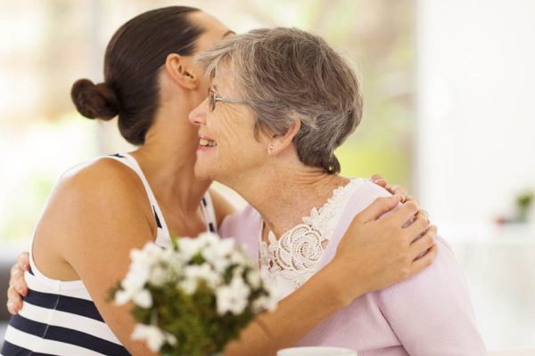 История бабушки, которая соврала внучке о завещании, чтобы убедиться в чистоте ее намерения