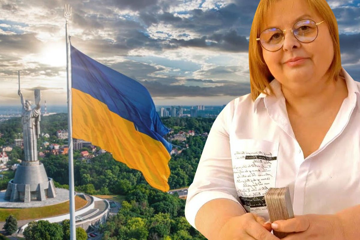 Экстрасенс и таролог Людмила Хомутовская поведала, когда в Украине будут праздновать победу