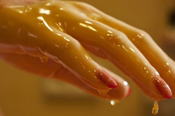 Она опустила свои руки в раствор с желатином. Результат тебя точно поразит!