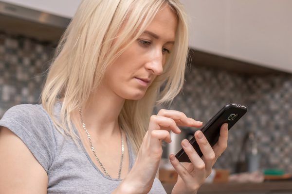 Мы с мужем решили отправить детей к моей маме на несколько дней, чтобы отдохнуть, но уже вечером позвонил младший сын