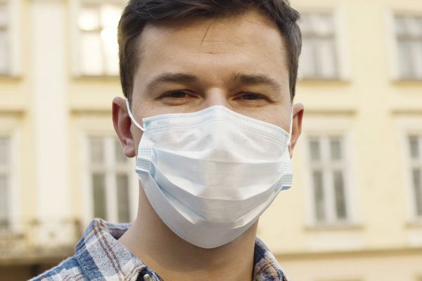 Как украинские школьники изобрели умную маску, диагностирующую коронавирус