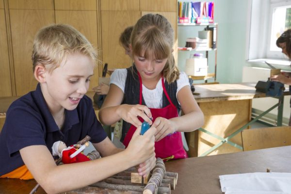 Нужны ли уроки домоводства в школе