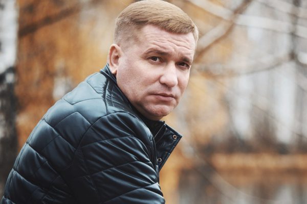 О чём плачут 40-летние неудачники, когда накидаются