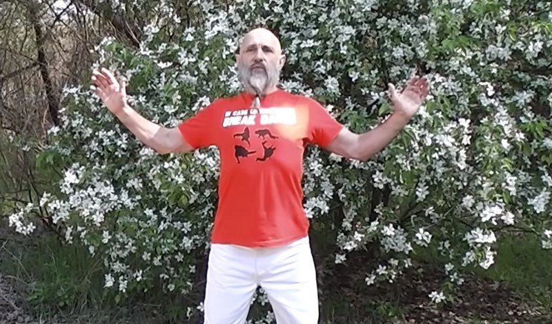 упражнения если болит спина