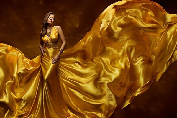 В чём встречать год Желтой Земляной Свиньи