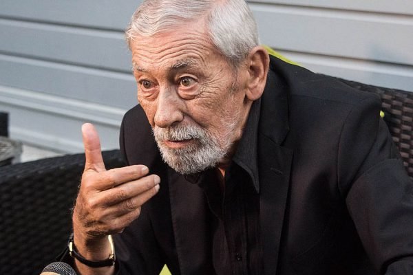 Скорбим и вспоминаем самые меткие цитаты непревзойденного Вахтанга Кикабидзе, каждое слово в самое сердце