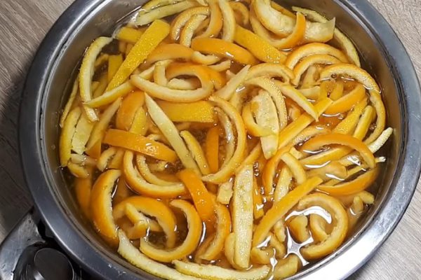 Путешествуя по итальянскому югу, влюбилась во флёрдоранж, из дешевых апельсинов мигом варю ароматное варенье с нотками флёрдоранжа