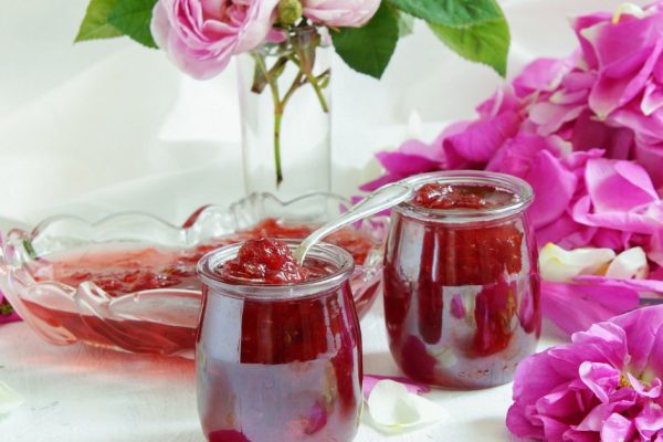 rose petal jam on the white background