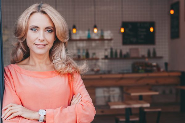 От каких платьев стоит отказаться в элегантном возрасте