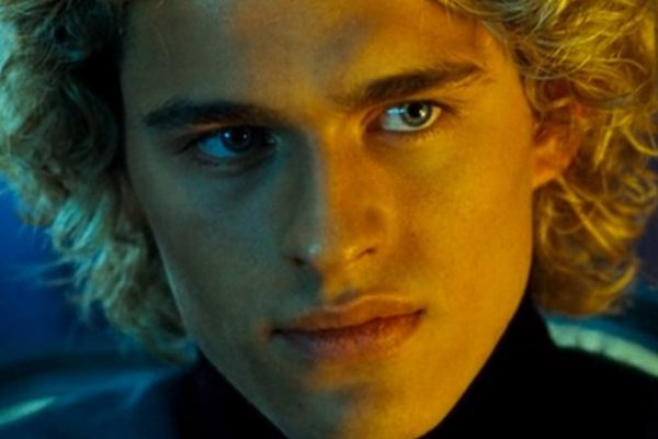 Василий Степанов полюбился всем после «Обитаемого острова», но популярность ему быстро приелась