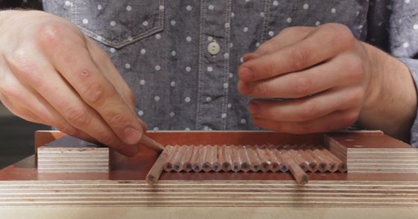 У этого парня были карандаши и безумная идея. То, что он из этого сделал, кажется невозможным!