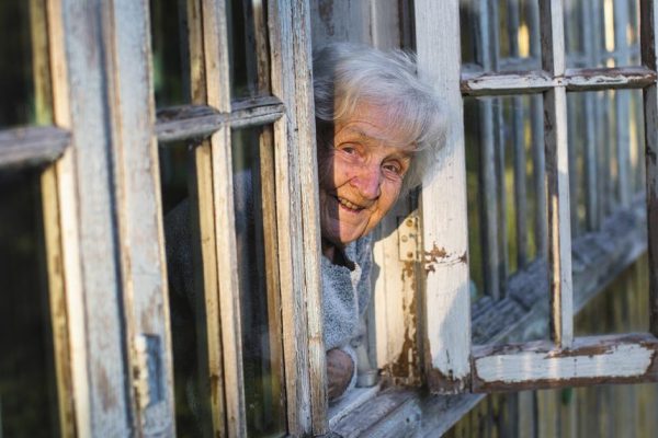 Что сделать с бабушкиными сокровищами из подполья старого дома
