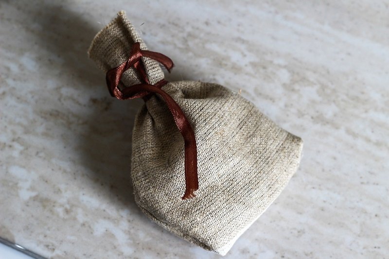 муж изменяет жене