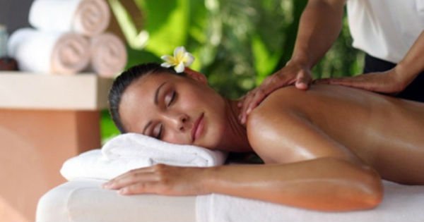 Лучший подарок твоему любимому: потрясающие уроки тайского массажа. Учись с наслаждением!