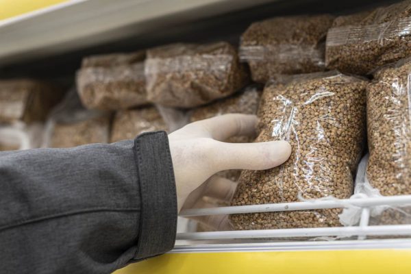 Зачем на наших прилавках подозрительная гречка из Китая и как ее вычислить