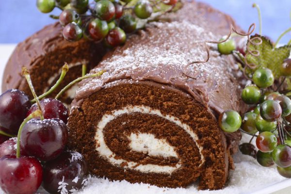 Что кладет в «Рождественское полено» Ольга Шобутинская, чтобы получилось как у бабушки в гостях