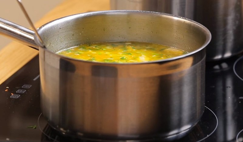 вкусный суп в курином бульоне