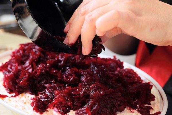 Рецепт салата со свеклой и говядиной