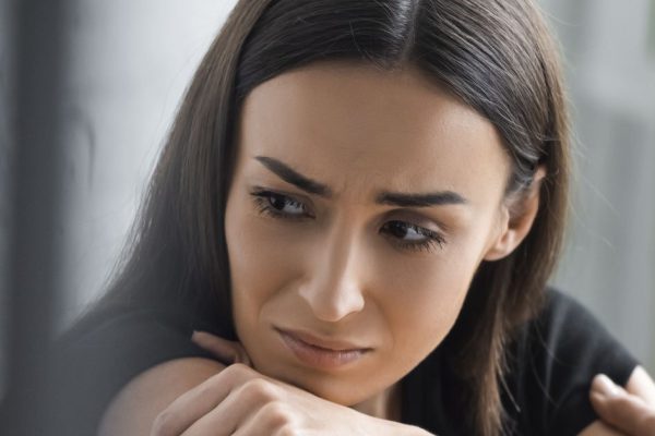 После сказанных мужем слов она узнала его истинное лицо и стала переживать за дочь, но один день всё перевернул