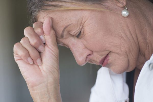 Муж после 50 совсем сбрендил, решил поселиться с молодухой в квартире, которую мы покупали для дочки