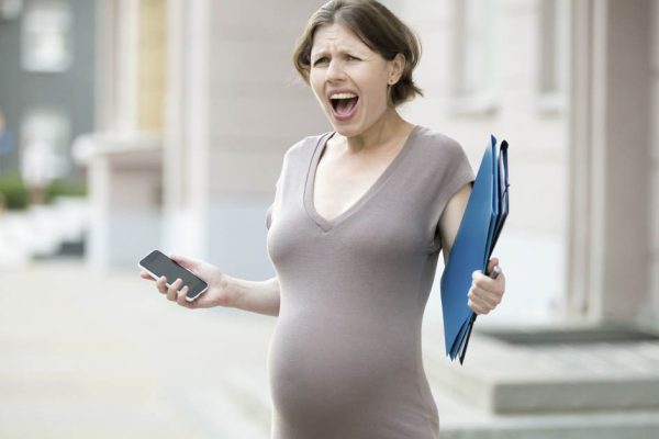 Рожаю свекрови внуков, а она не хочет отдавать свою трехкомнатную квартиру