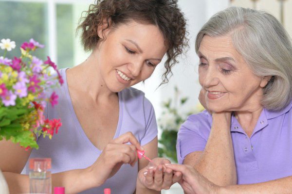 Почему гель-лак не слишком полезен