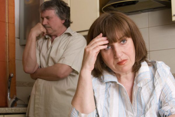 Трагедия женщины, которая делала для мужа всё, а он изменил и бросил