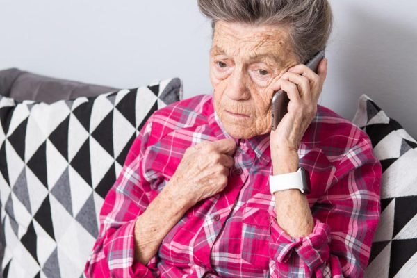 Когда бывшая свекровь появилась на пороге моего дома, я не сразу ее узнала, не изменился лишь ее скверный характер