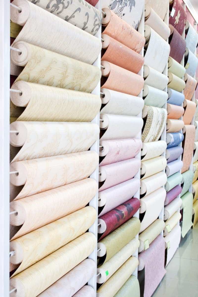 как выбрать обои в комнату