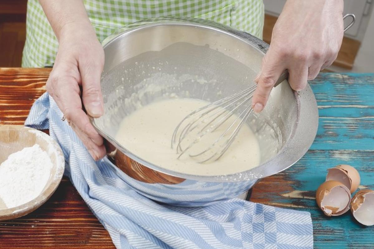 выпечка с мясом на сковороде