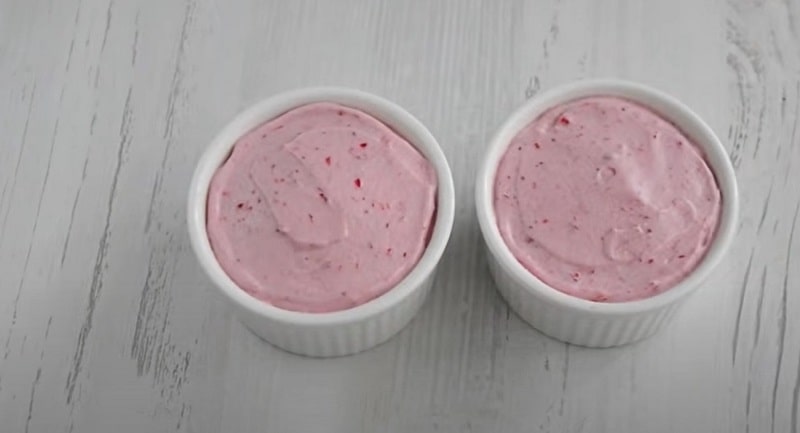 нежное ягодное суфле