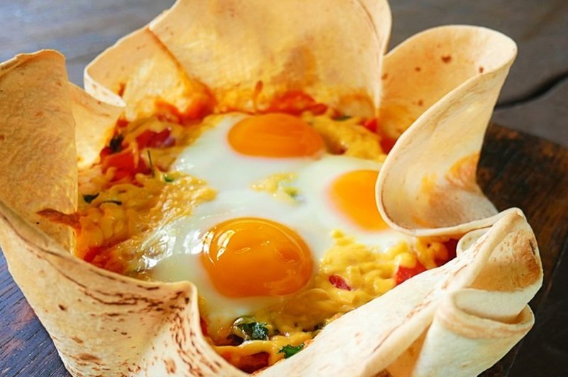 Рецепт хрустящей яичницы в лаваше Кулинария,Завтраки,Кухня,Лаваш,Питание,Продукты,Яичница,Яйца
