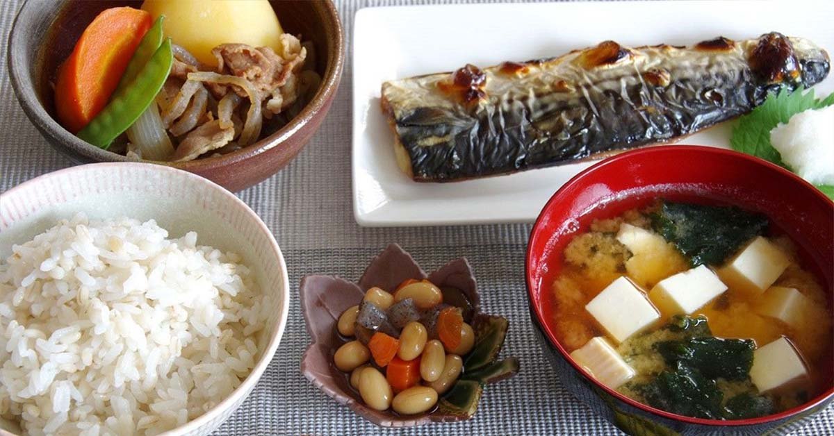 Cuanto cuesta comer en japon