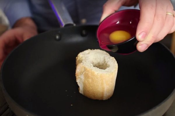 Вот так завтракают в Бразилии! Замечательная идея для приготовления яиц.