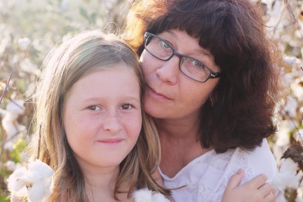 Когда я позвал коллегу на свидание, она предупредила, что придет с дочерью, а я не думая согласился