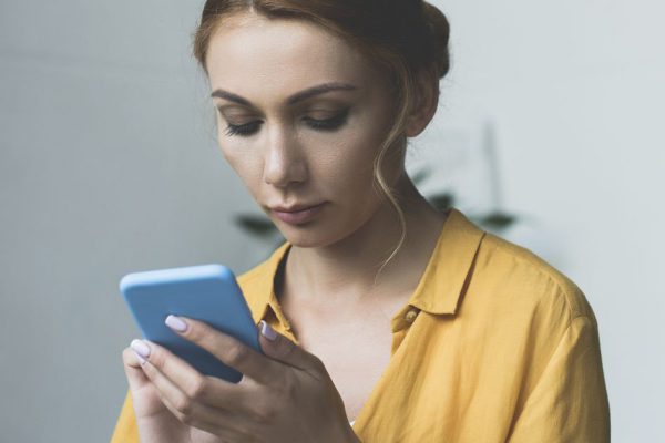 В чём причина нынешней тотальной безграмотности молодых людей