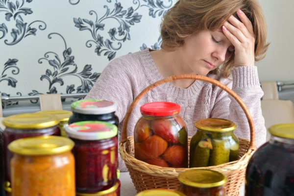 Что делать с прошлогодними соленьями