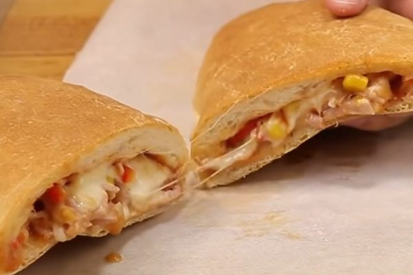 Новый взгляд на обычное блюдо: закрытая пицца по рецепту ловкой хозяйки Ольги