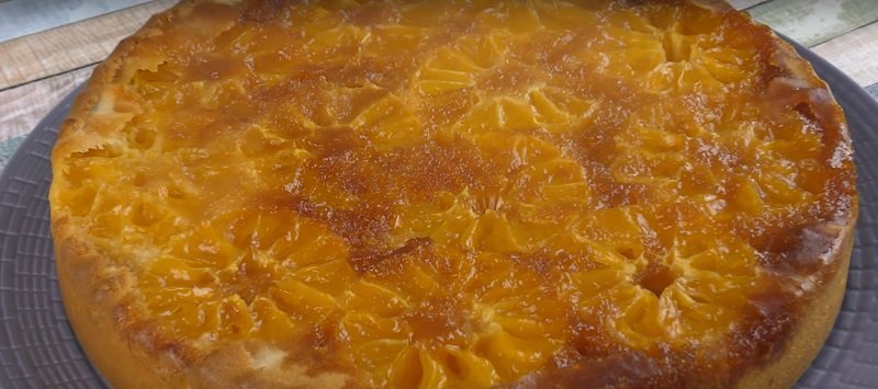 Как приготовить карамельный пирог с мандаринами пирог, немного, сахара, минут, мандаринами, половинки, мандаринов, карамель, очень, тесто, Вылей, может, массу, духовки, вкусного, форму, Добавь, разровняй, аккуратно, градусов