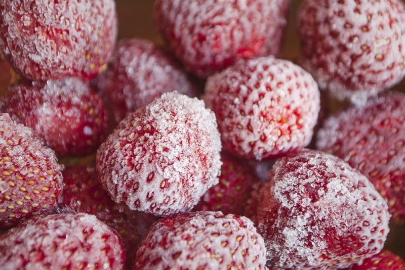 ягоды в морозилке фото